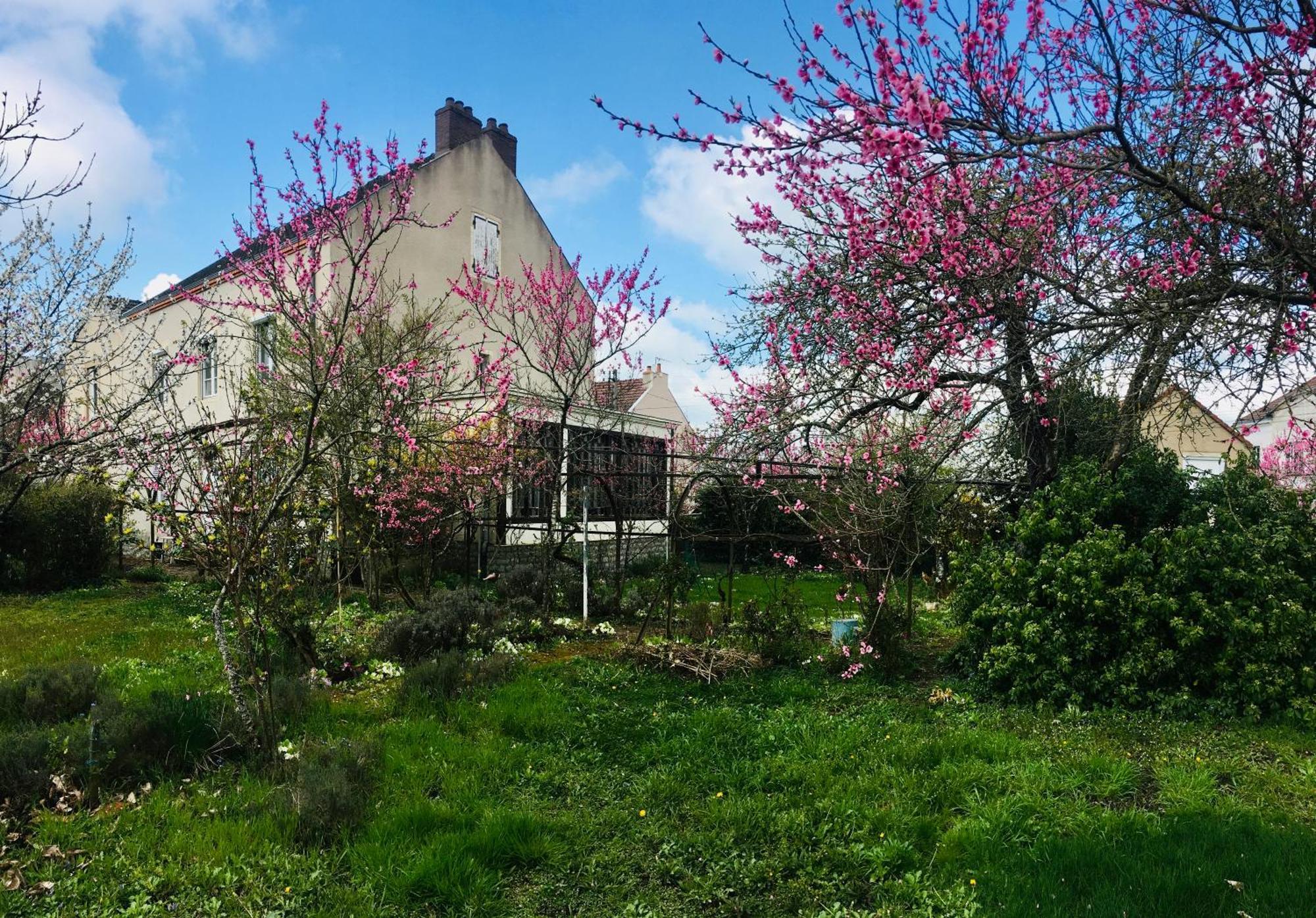 La P'Tite Fabrique Villa Montceau-les-Mines Exteriör bild